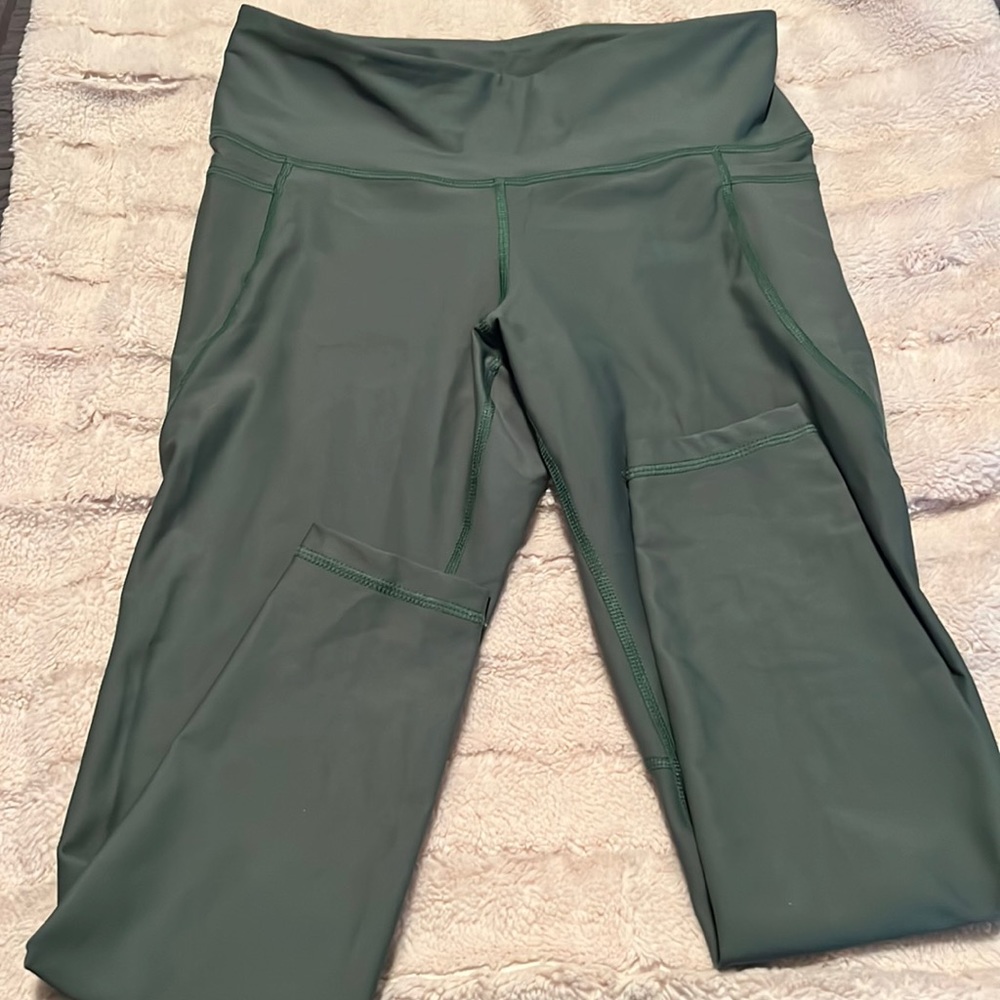 Old Navy High Rise Powersoft Leggings